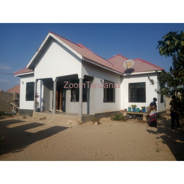 House for sale Dodoma cty - 1/4